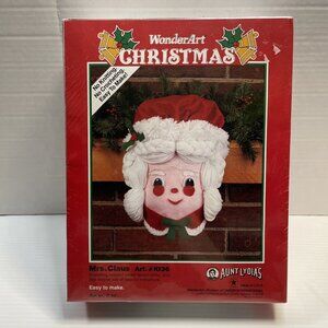 WonderArt Christmas Mrs. Claus Craft Kit #K136 Aunt Lydia's USA - NEW Sealed